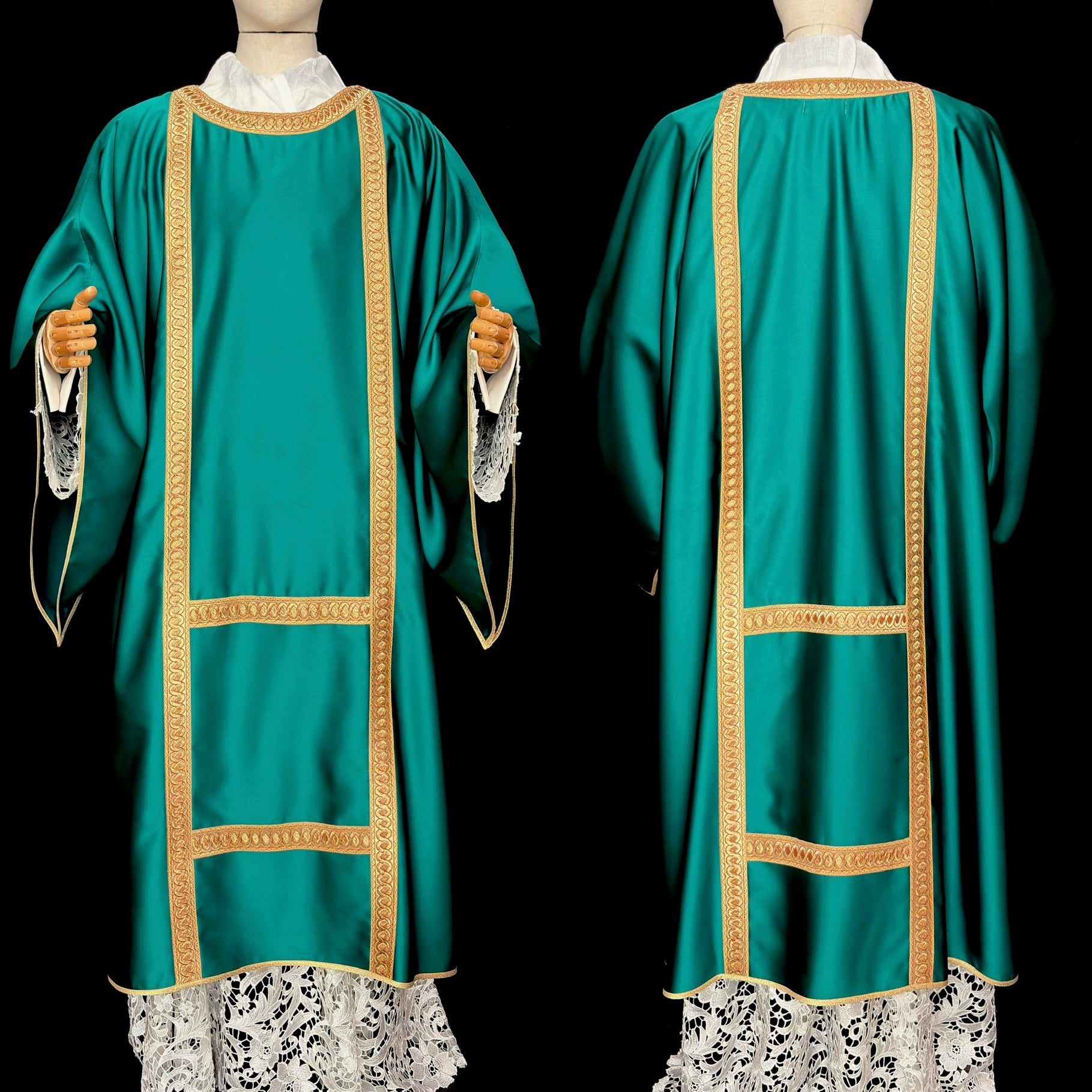 Dalmatik atau Busana/Jubah Diakon - Model Gothic DLH01