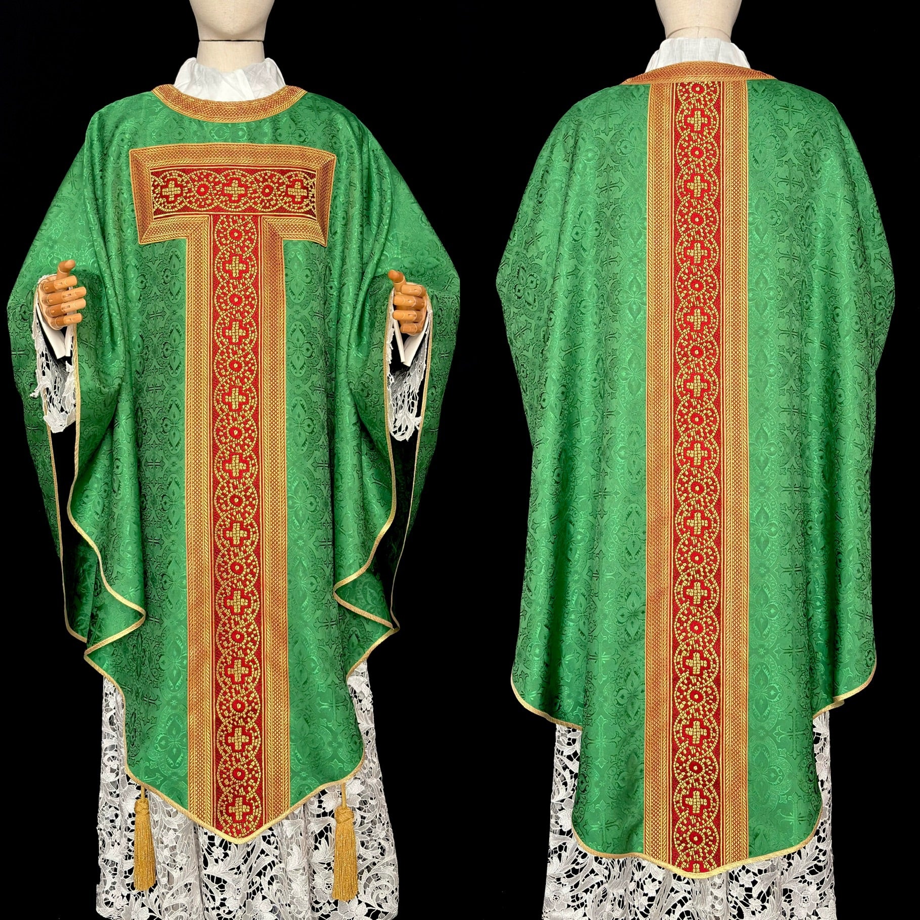 Kasula atau Busana/Jubah Misa Premium - Model Gothic KNT01
